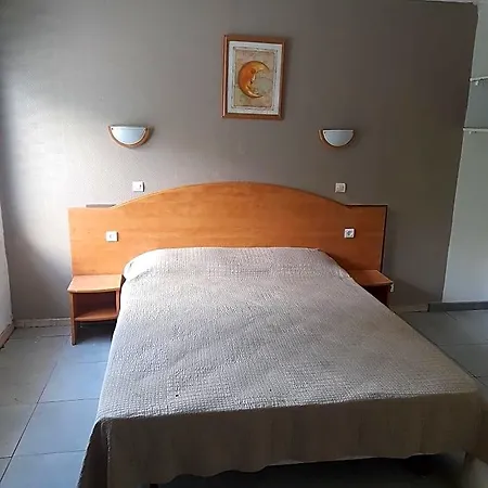 Le Bois Des Espeisses Hotel 2*